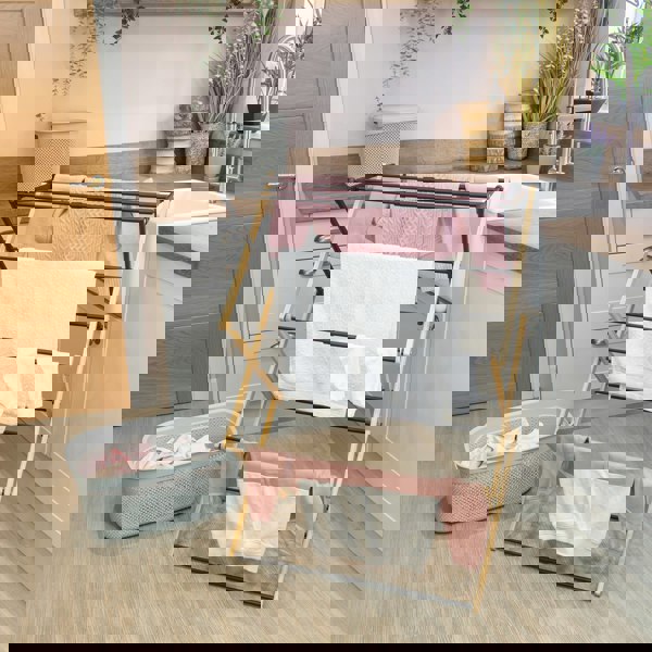 JVL Bamboo Extendable 3 Tier Concertina Clothes Airer, Brown