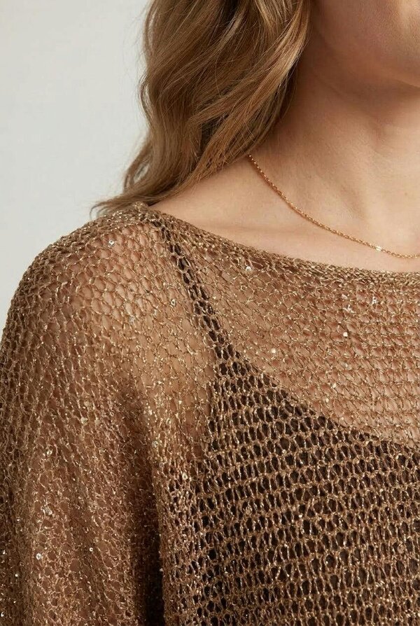 Izabel London Mesh Semi Sheer Hanky Hem Relaxed Top
