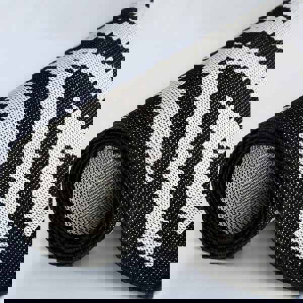 The Rugs Outdoor Rug - Garden / Patio Rugs -Diamond in Black