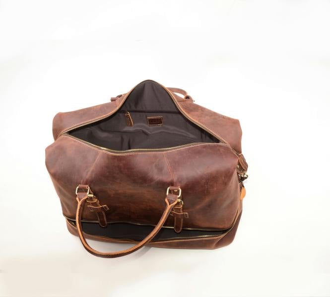 Touri Leather Weekend Bag With Suit Compartment Brown