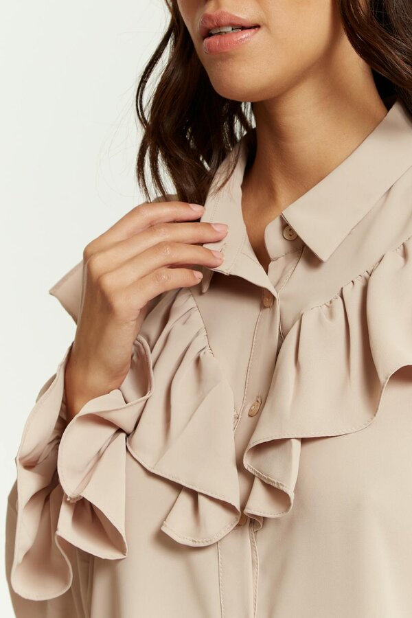 Hoxton Gal Oversized Frilled Front Shirt with Detailed Cuffs