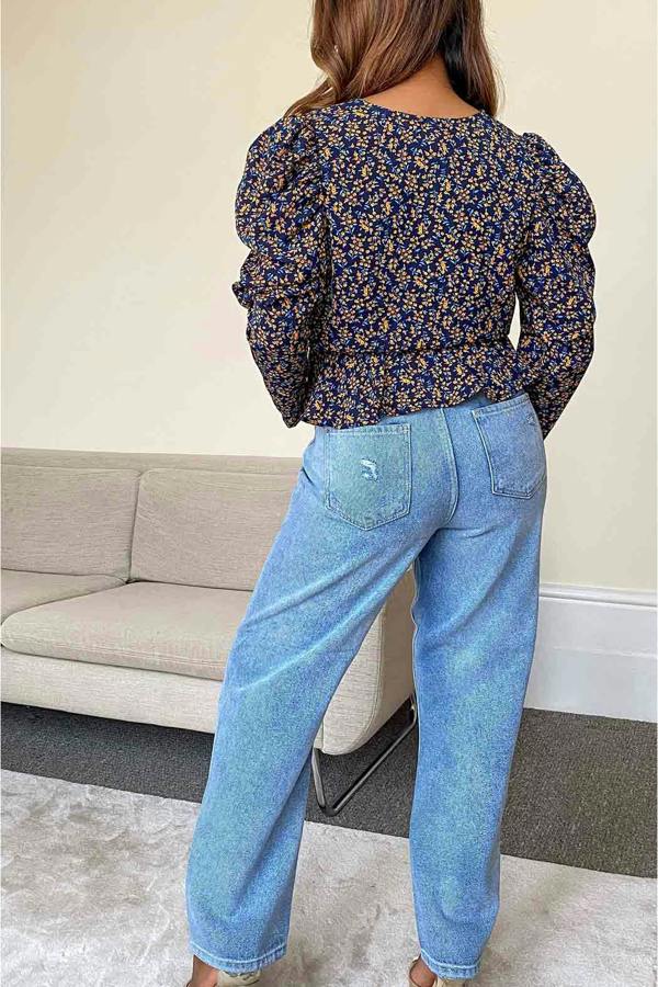 Urban Bliss Slim Straight Leg With Rips