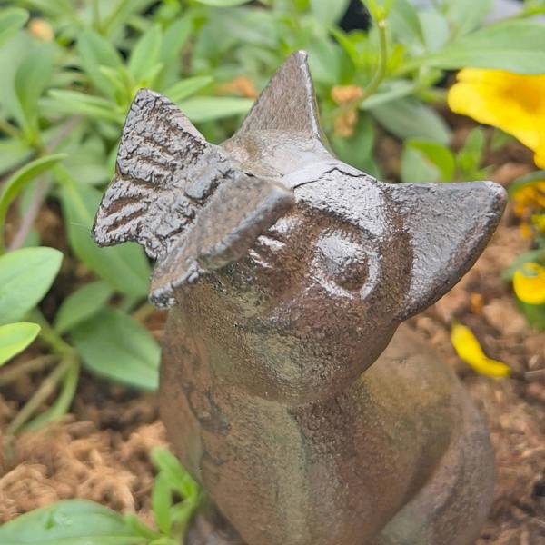 Ascalon Sitting Cast Iron Cat Garden Animal Ornament