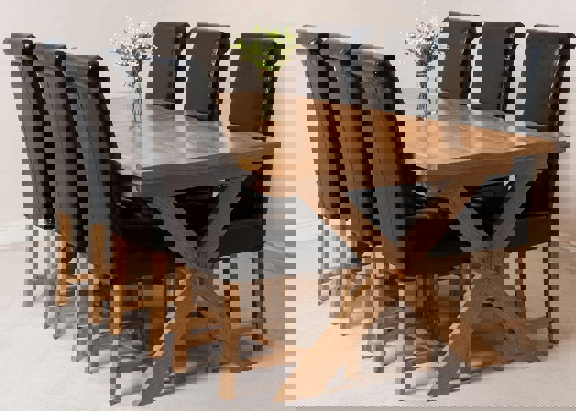 That's Furniture Vermont Cross Leg Oak Extending Dining Table with Washington Leather Chairs