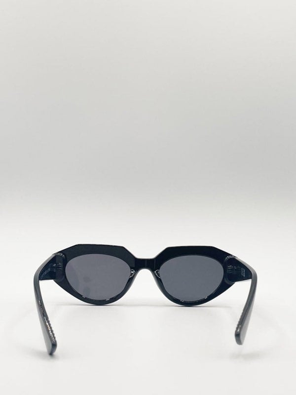 SVNX Structured angular frame cat eye sunglasses