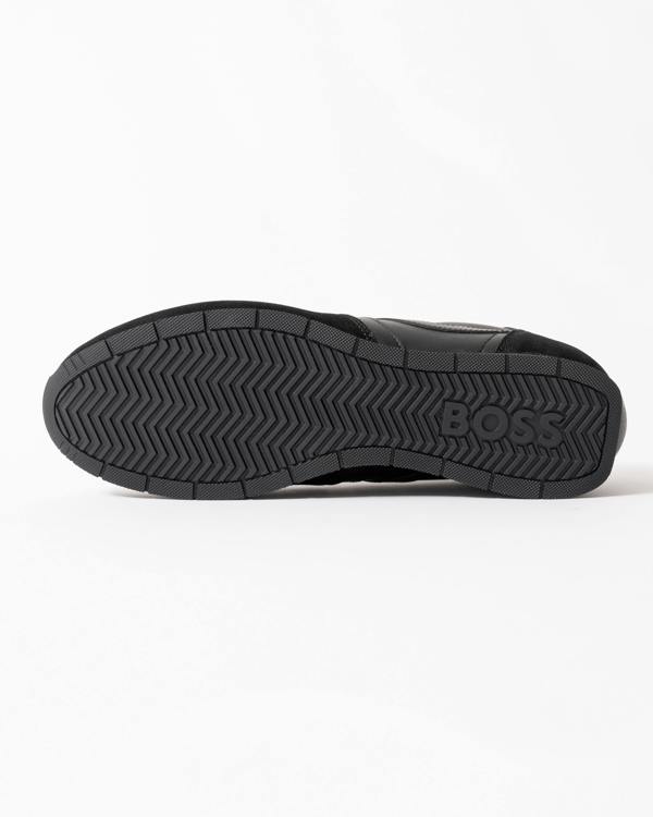 sole of BOSS Orange Levon Runn pumi Mens Trainers in Black 005