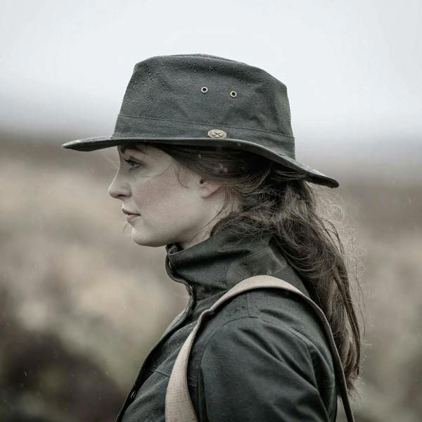 Green Hoggs of Fife Caledonia Waxed Hat for men and women