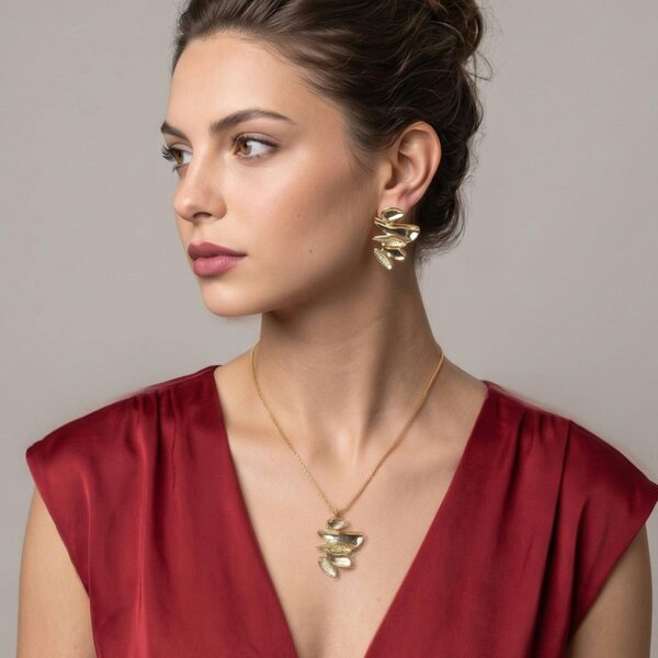 Uchi & Soto Kin Sculptural Pendant Necklace