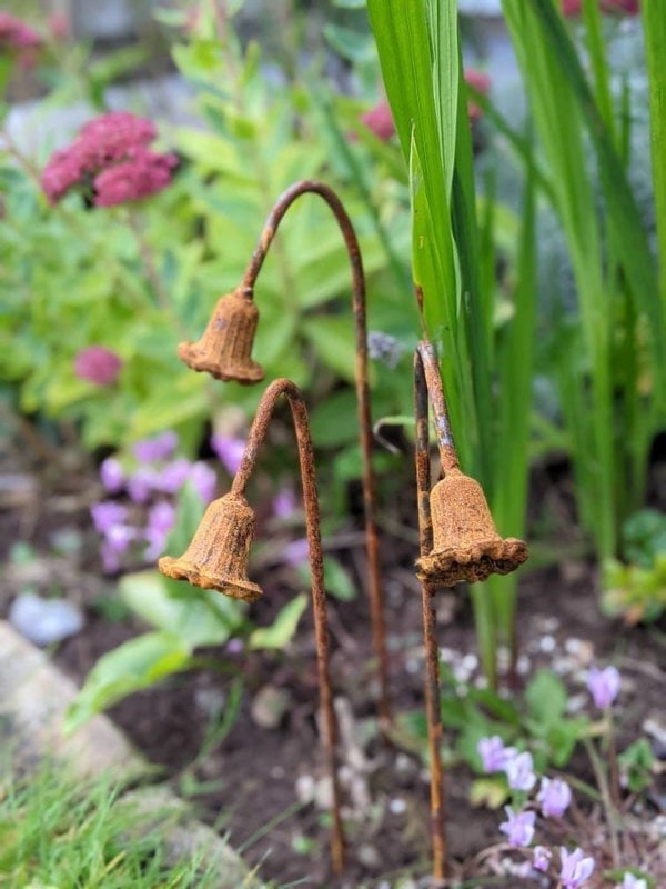 Savage Works Metal Bluebells Garden Sculptures - Rusty Metal Garden Flowers