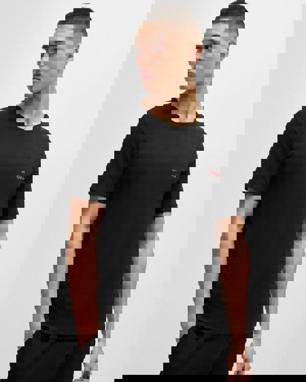 HUGO Mens  Three-Pack of Underwear T-Shirts in Cotton with Logos NOS - Black 001