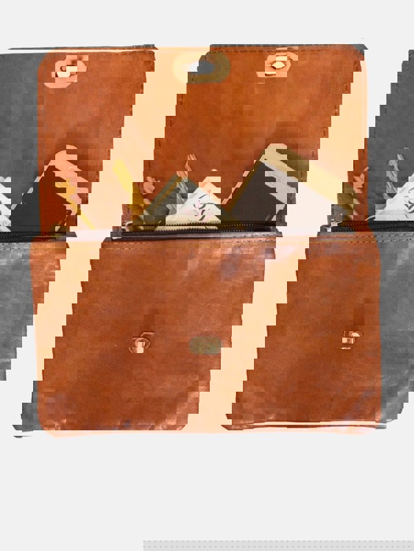 Soft Shoulder Bag in Tan Inside