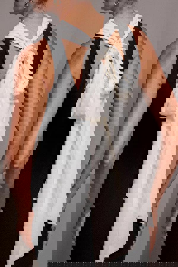 Contrast Crepe Halterneck Maxi Dress With Sash - Black Cream DR5044