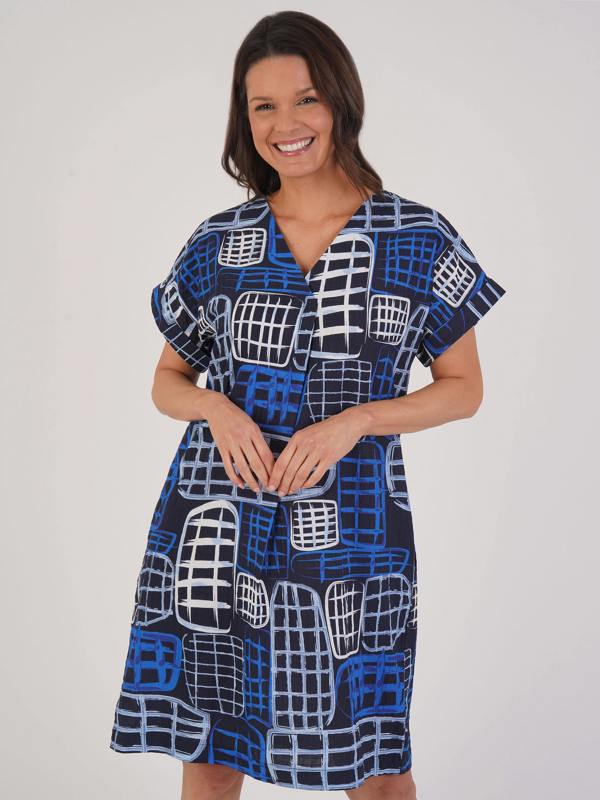 VIZ-A-VIZ Abstract Grid Print Dress