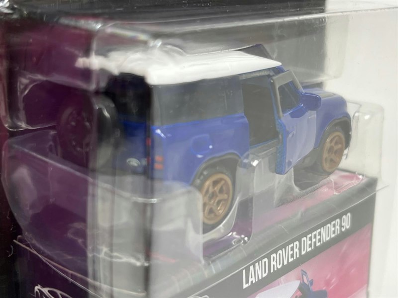 Jada Land Rover Defender 90 Blue 1:64 Scale Pink Slips Jada 213291000