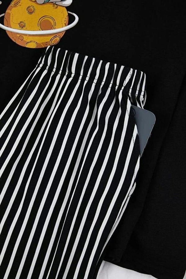 WOVCOR 2-Piece Cotton Long Sleeve Pajama Set with Astronaut Print and Stripe Detail