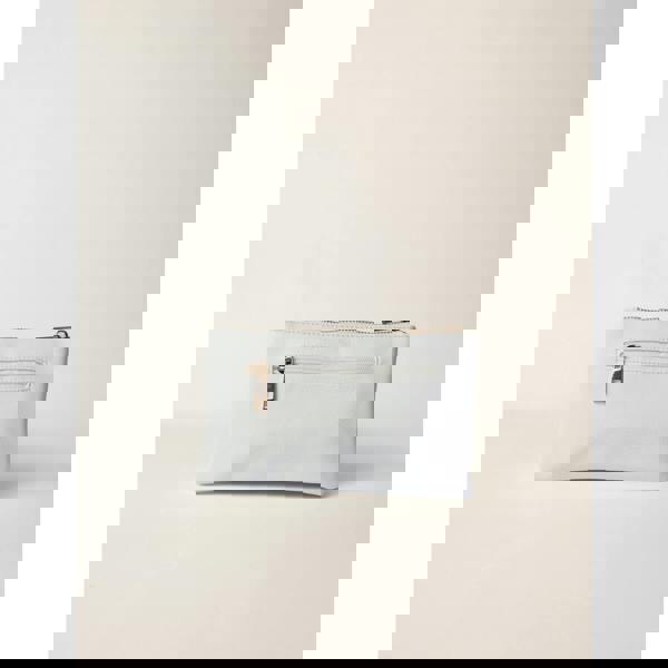 Blue Vanilla Detailed Zip Up Purse With Detachable Strap