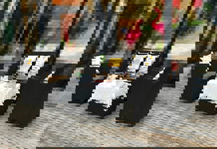 Centurion Supports SANTANA 4 Piece PE Rattan 4-Seater with Cushions Garden Furniture and Coffee Table Set in Black