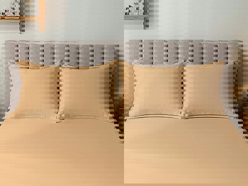 Snug City Microfibre Soft Touch Plain Dyed Housewife Pillowcase Pair