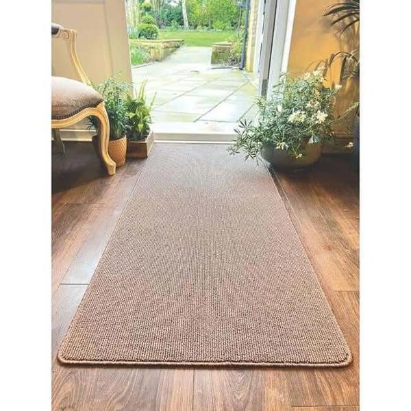 The Rugs Washable Mat & Runners: Durable Plain Design