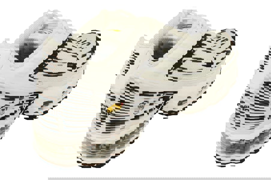 Nike Air Max Plus 3 GS Trainers Fn3845  100 - White Black Chile Red 100 - Photo 2