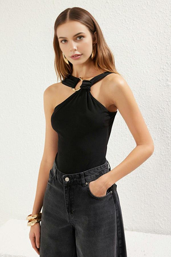 WOVCOR Accessory Detailed Knitted Bodysuit