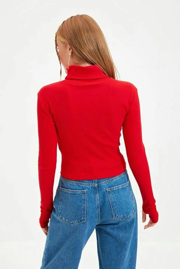 WOVCOR Fitted Turtleneck Knit Blouse with Finger Detail