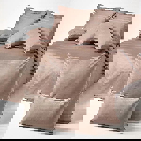 HOMESCAPES Organic 400 TC Egyptian Cotton Sateen V Shaped Pillowcase