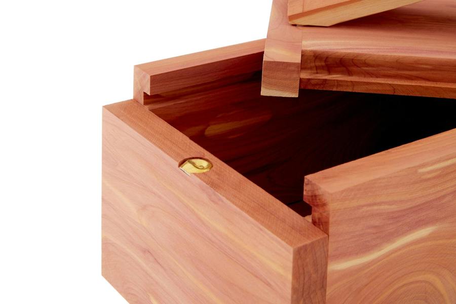 Maison by Premier The Dandy Sparrow Cedar Wood Shoe Shine Box