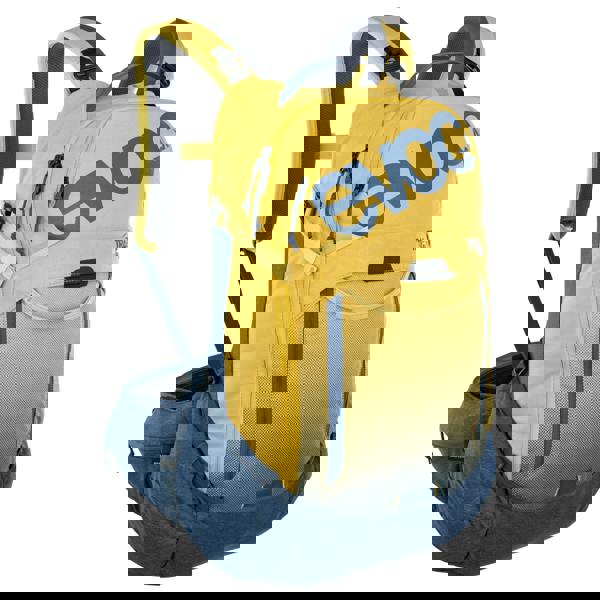 EVOC Trail Pro Protector Backpack 26L - Curry/Denim