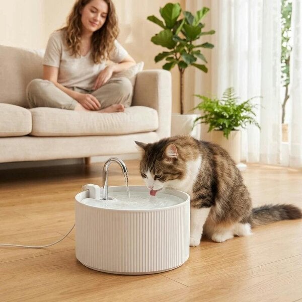 Ceramic Cat Water Fountain for Drinking, 2.2L Pet Water Fountain with Ultra-Quiet Pump, 4-Layer Filtration, Tap - White