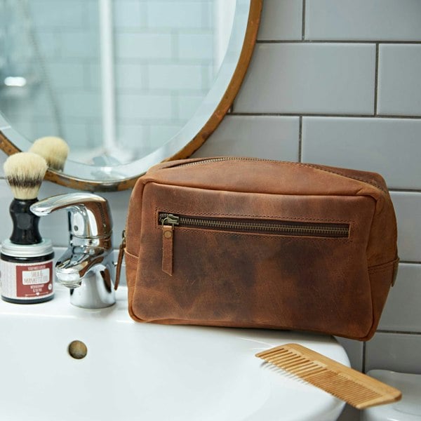 Paper High Buffalo Leather Wash Bag
