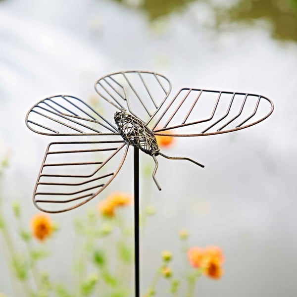Paper High Pepem Metal Butterfly Garden Stake Decoration