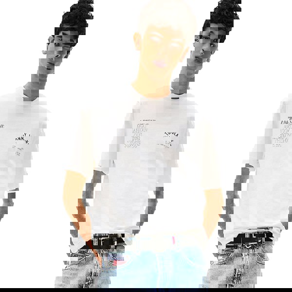 Tommy Hilfiger Tommy Jeans Graphic Boroughs T-Shirt Ecru