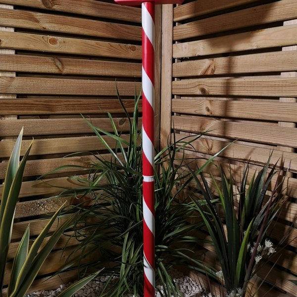 Samuel Alexander 1.1m Battery Operated Light up Santa Stop Here LED Christmas Sign