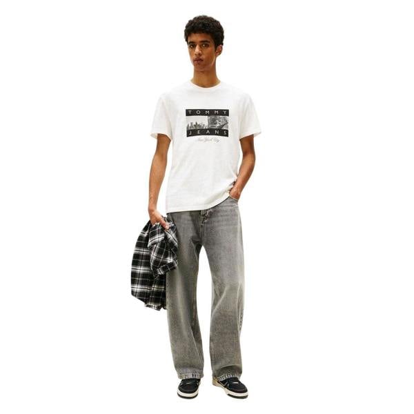 Tommy Jeans Unisex Adult Cotton Regular T-Shirt - Ecru - 