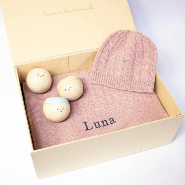 The Baby Gifting Company CABLE KNIT CASHMERE AND SENSORY BALLS - ROSEWOOD