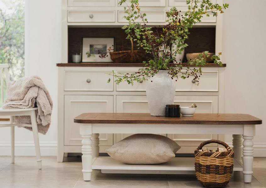Queensbury Coffee Table in Cotswold Cream