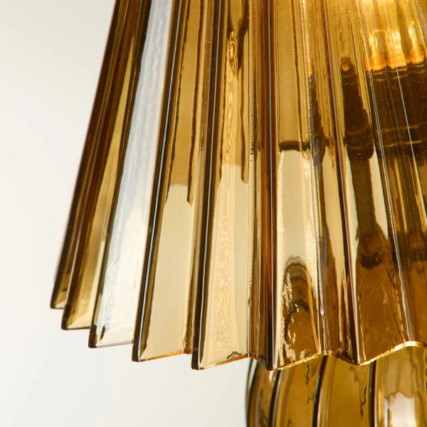 Lighting Collection Ribbed Amber Glass Table Lamp