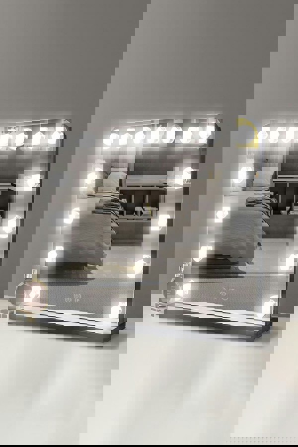 Living and Home Dimmable Hollywood LED Makeup Vanity Mirror