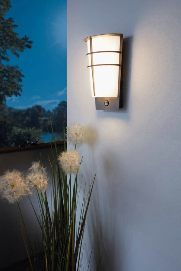 EGLO Breganzo 1 LED Black/White Curved Exterior Wall Light