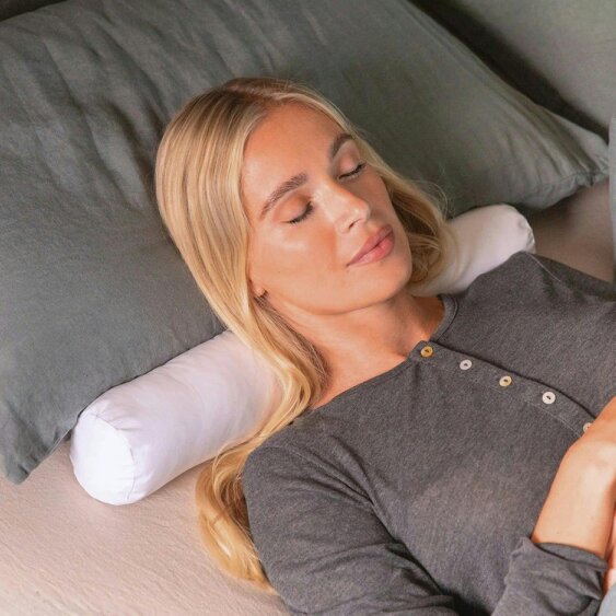 Putnams Cervical Roll Pillow - Neck Support for Cervical Spondylosis & Sleep Relief