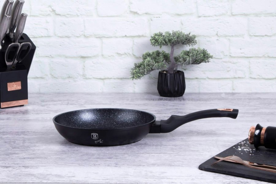 Berlinger Haus Frying Pan 28 cm Berlinger Haus BH-1635N Black Rose
