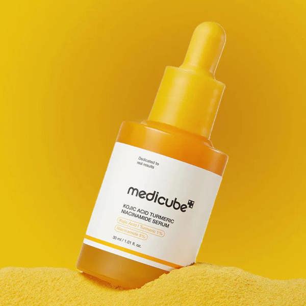 Medicube Kojic Acid Turmeric Niacinamide Serum – K-beauty "Dark Spot Correcting & Brightening Booster" for a clear, smooth, and luminous complexion, shop at Atelier De Glow UK.