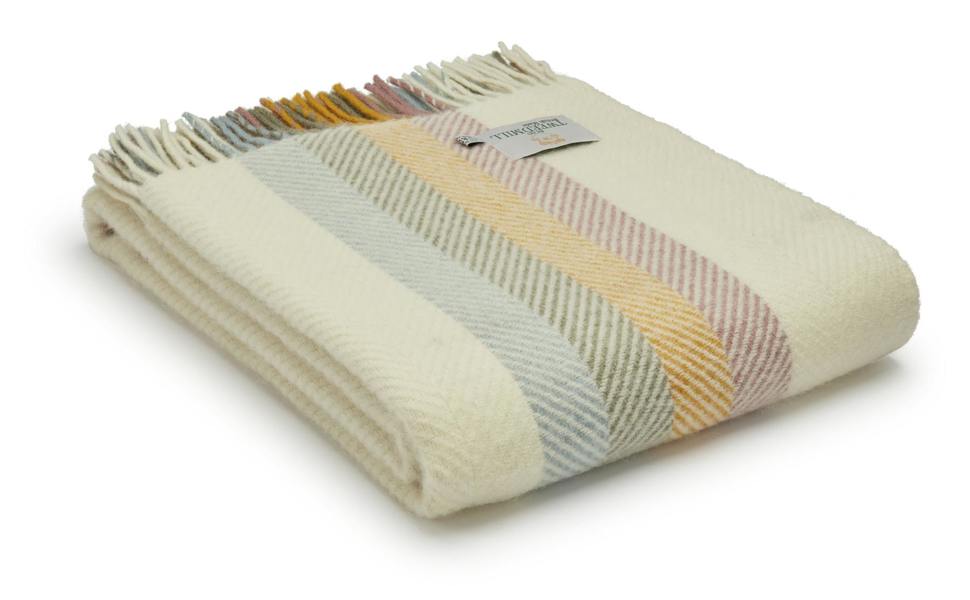 Lifestyle Stripe Primrose Throw - 150 x 183cms