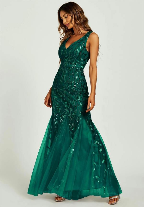 FS Collection Sequin Leaf Detailed V Neck Bridesmaid Maxi Dress In Green