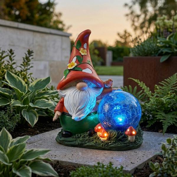 Garden Greatness Solar Woodland Wizard Garden Ornament