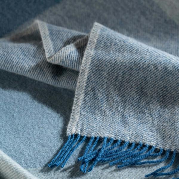 Blue/Cream Pure Wool Block Colour Check Throw bedroom detail | Soak and Sleep
