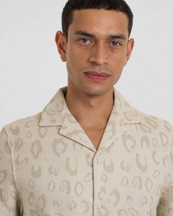 Steel & Jelly Northolt - Leopard Jacquard Short Sleeve Shirt