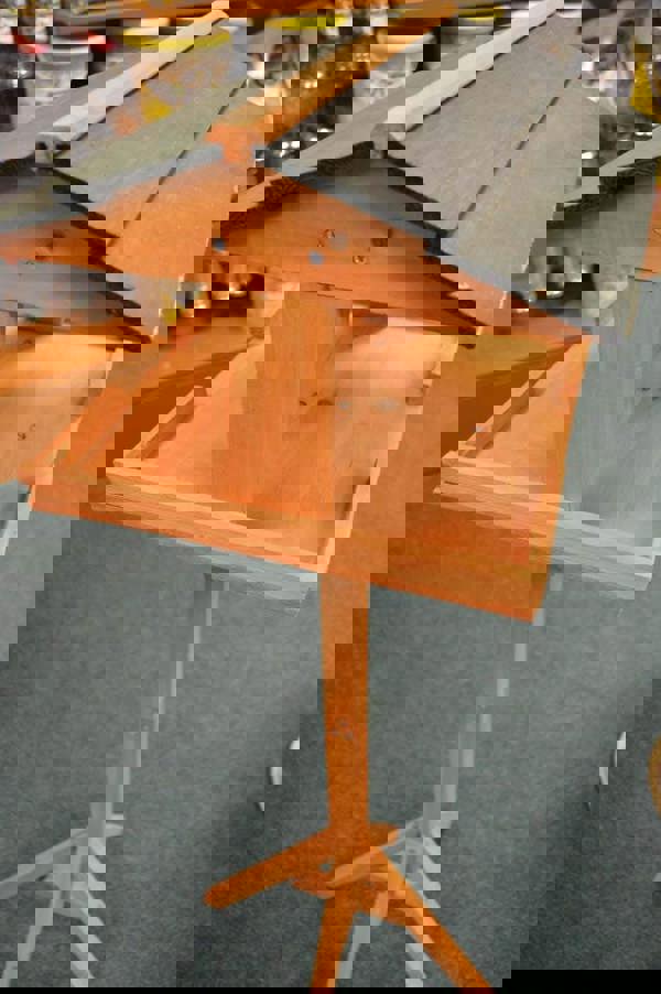 Samuel Alexander 1.16m Traditional Wooden Garden Bird Seed Feeder Table with Green Roof