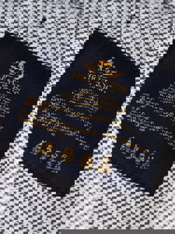 Soft Italian fabric inner lining with The Cotton® label